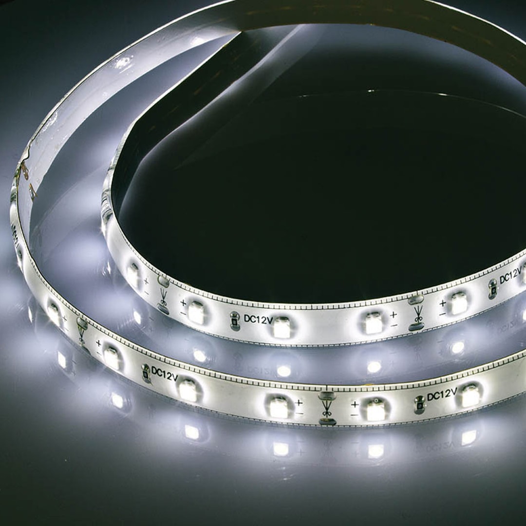 Cool White 4200K 5 Meter DIY LED Strip Light Roll Complete Kit IP44